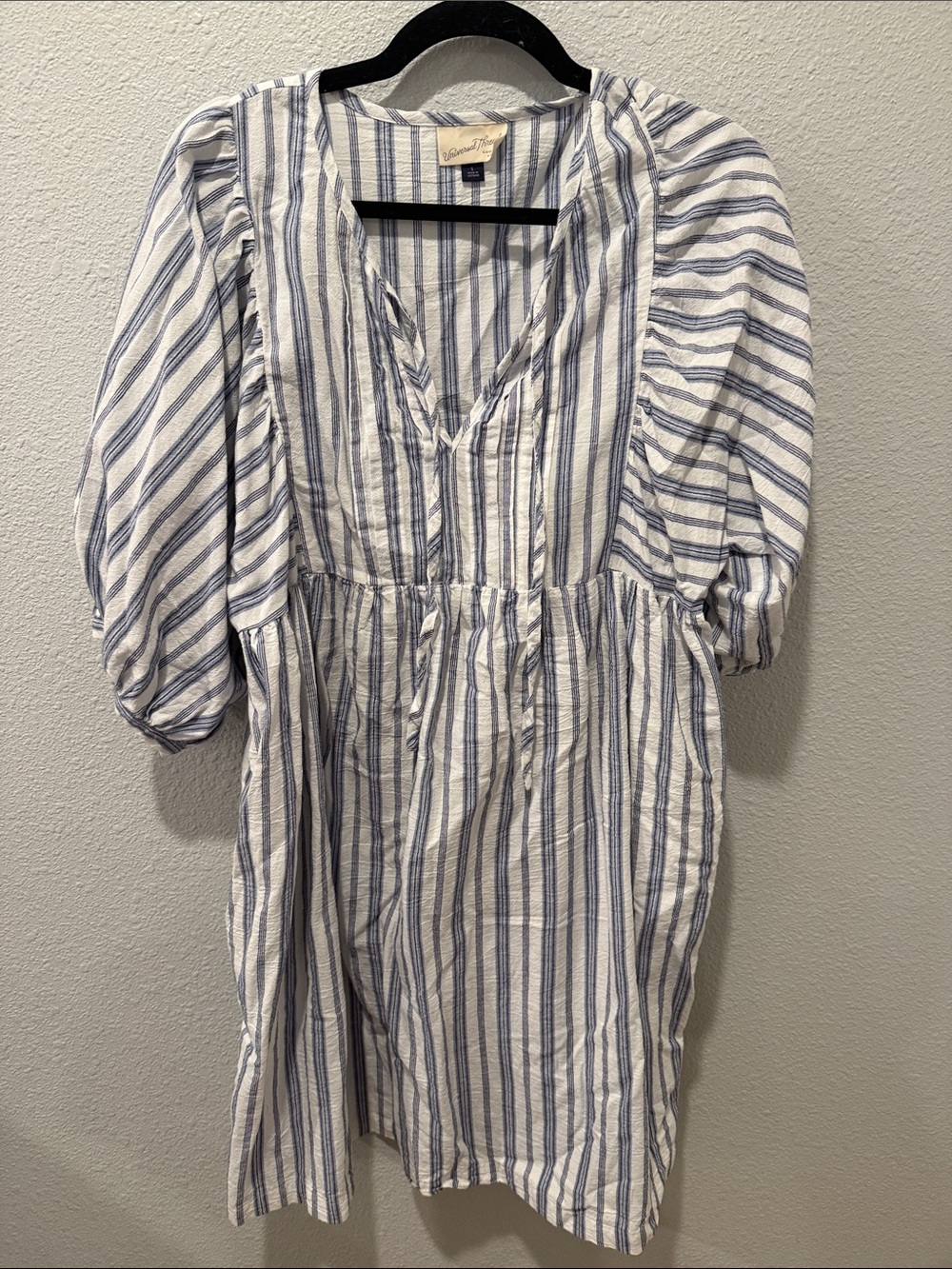 Universal Thread Blue & White Vertical Stripe Shirt